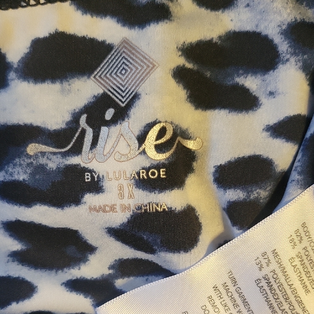 LuLaRoe Black & White Leopard Racerback Sports Bra - Picture 2 of 4